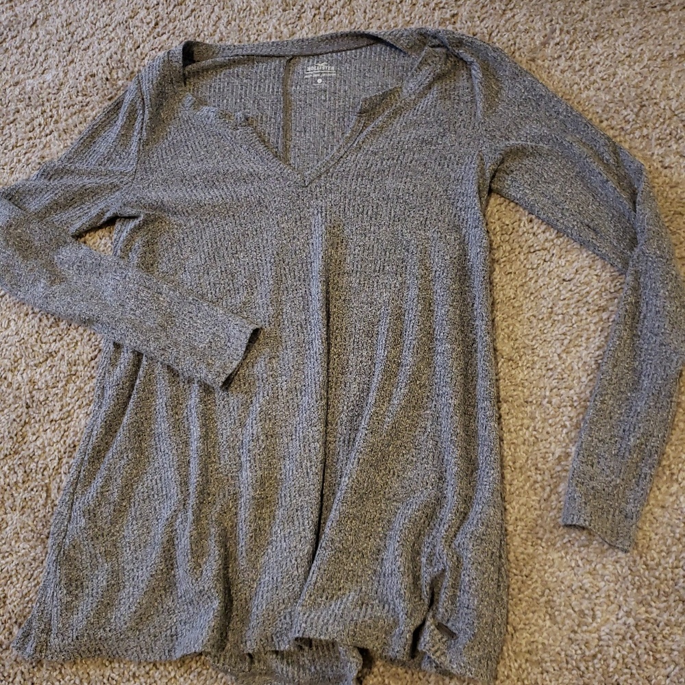 Flowing Hollister Long Sleeve